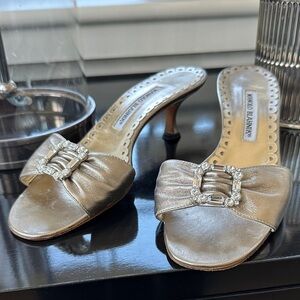 Manolo Blahnik Platinum Slide Sandal Rhinestone Buckle & Kitten Heel 38 / 8